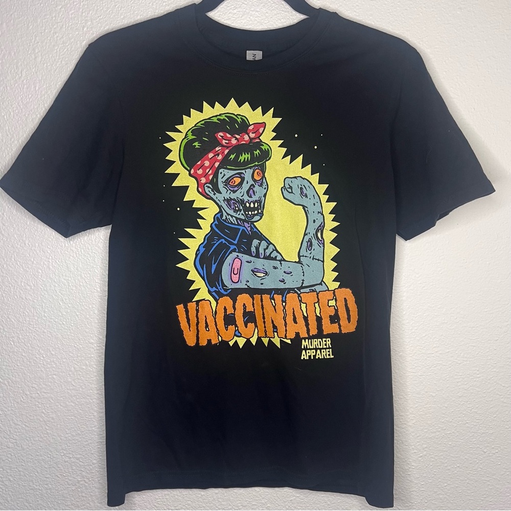 Murder Apparel black tee Vaccinated - Sz S